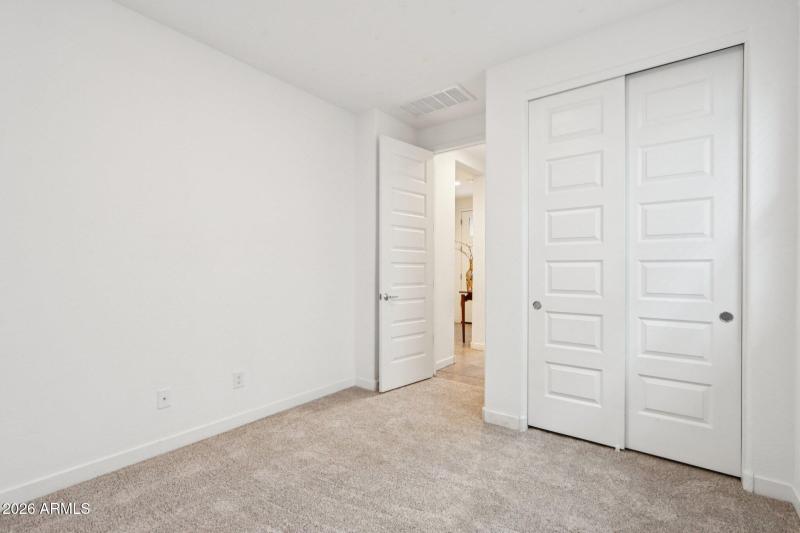 20-web-or-mls-W Cortez St-S1702-020