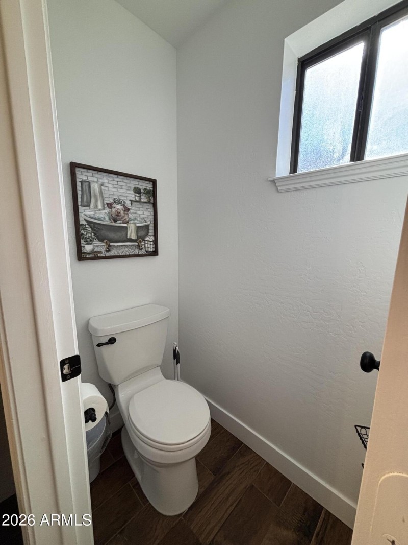 Master Bath Toilet Room