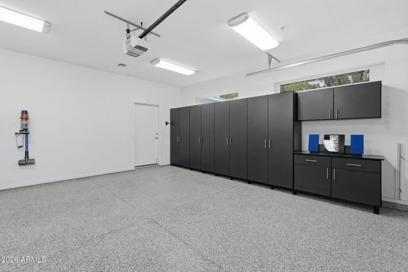 Epoxy Garage w/ Built-In Cabinets