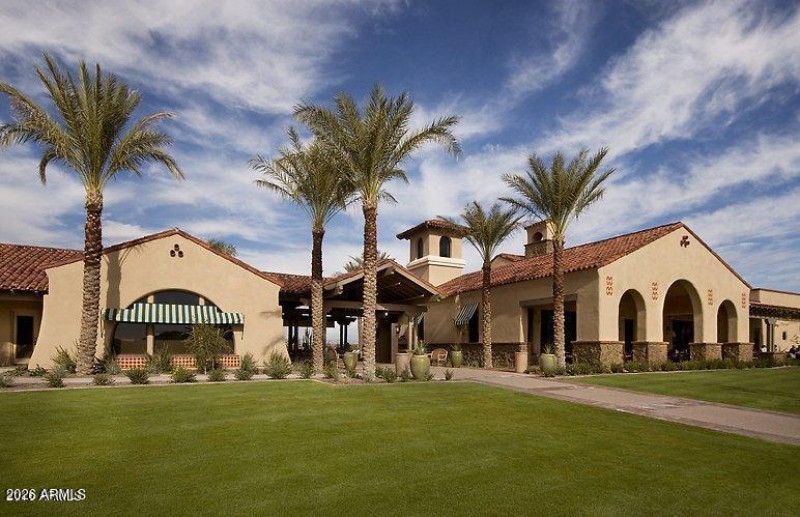 Indigo grill and Pro shop