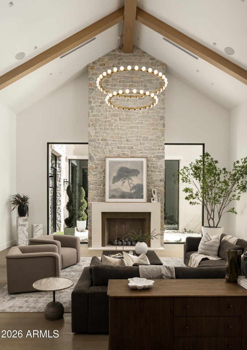 7031 E Paradise Drive-14