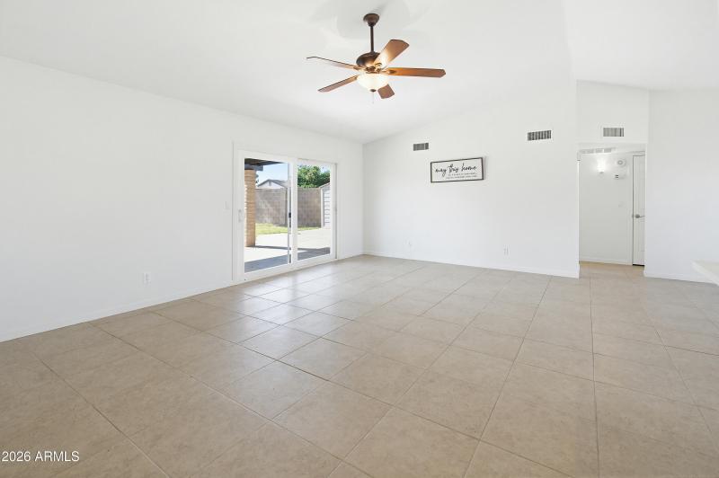 3933 W Pershing Ave-6