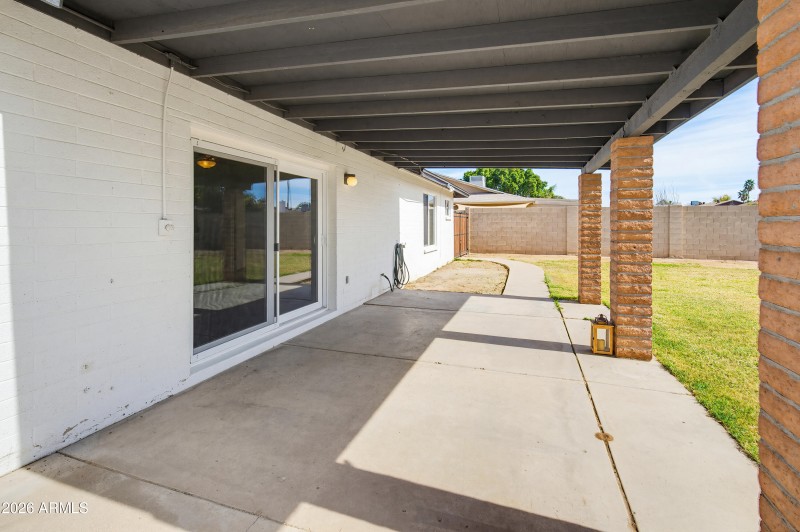 3933 W Pershing Ave-27