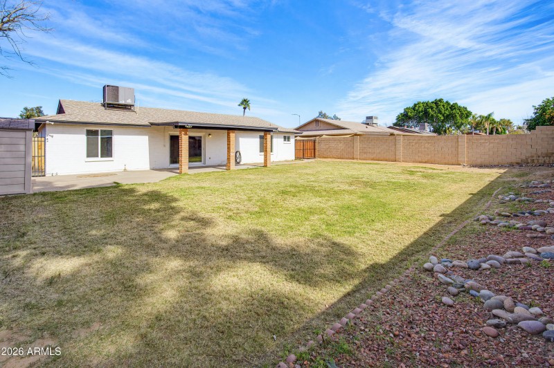 3933 W Pershing Ave-30