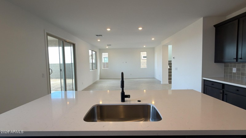 FA16849D-3E97-4E86-B551-1E53EA01E1F7