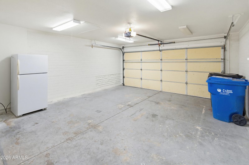 3933 W Pershing Ave-2