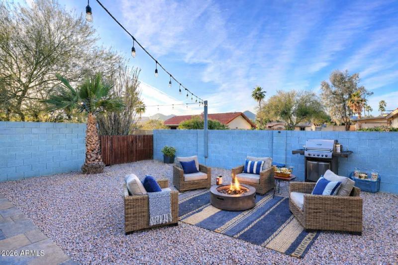 Extra Outdoor Entertaining