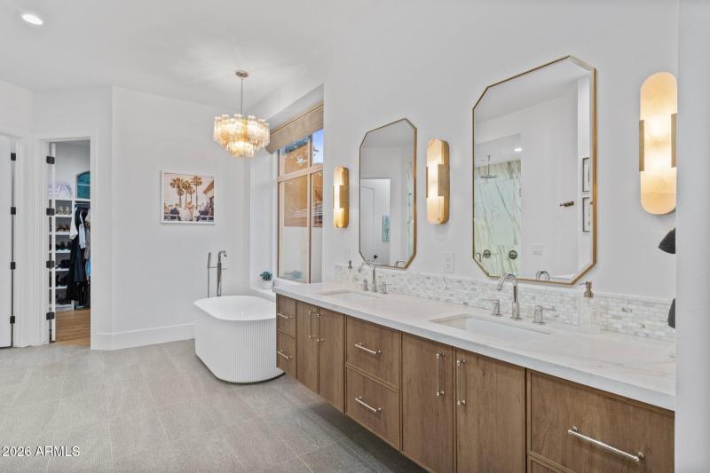 Luxurious Primary Bath
