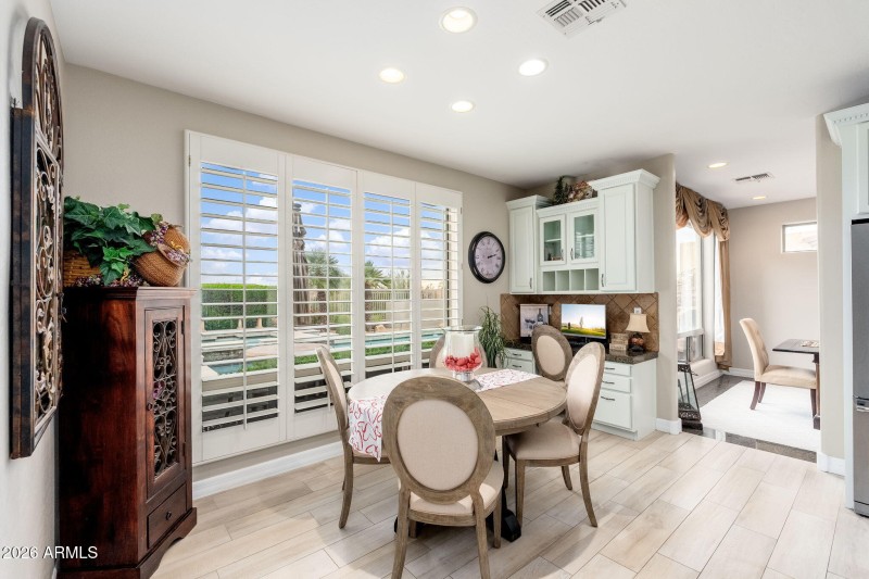 4107 E Pullman Rd - 22