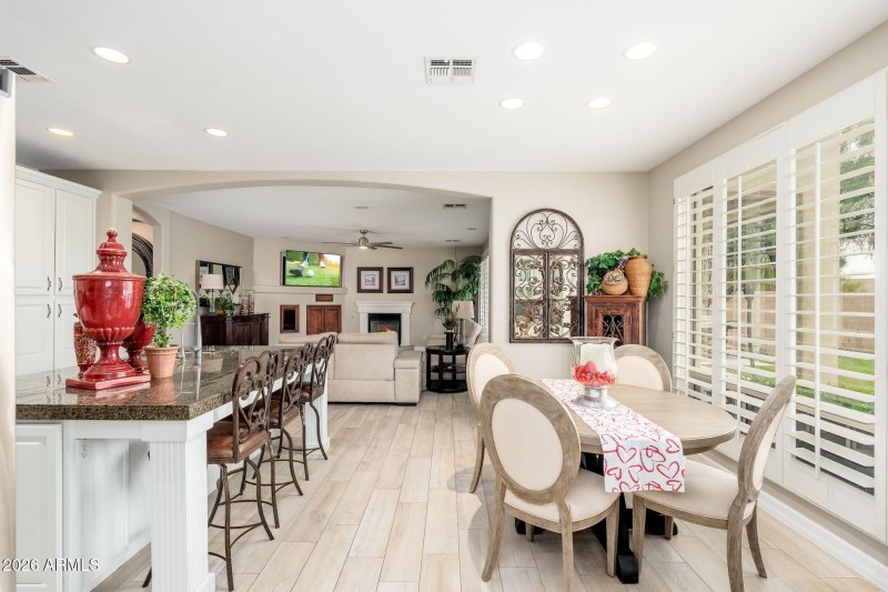 4107 E Pullman Rd - 23