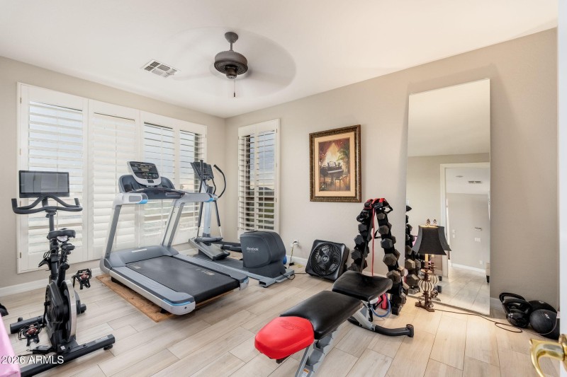 4107 E Pullman Rd - 33