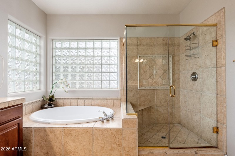 4107 E Pullman Rd - 36