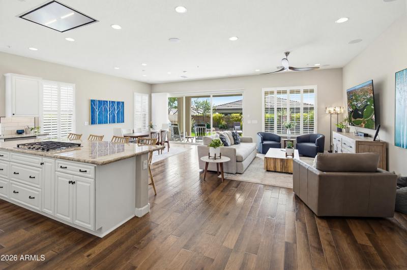 13341 W Palo Brea-25