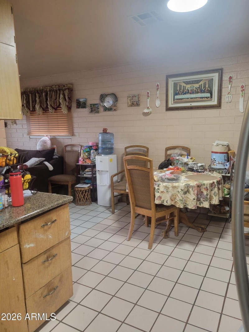 2c6f353d-b2d4-4740-bdbe-f4b6ad42e0f9