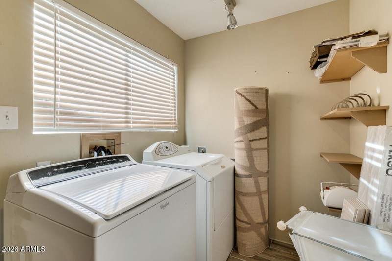 22. INDOOR LAUNDRY ROOM