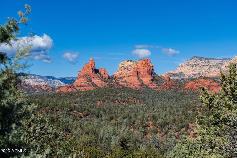 JL_145KashmirRd-ground-04