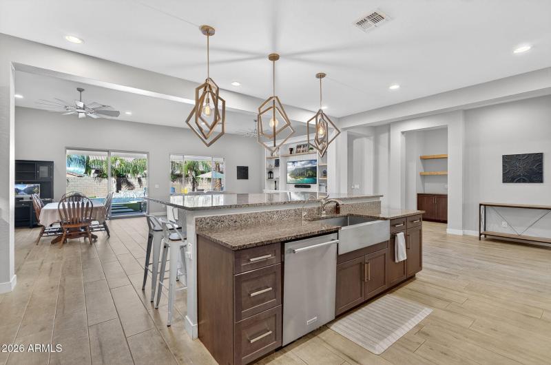 20-web-or-mls-37S 229th Way