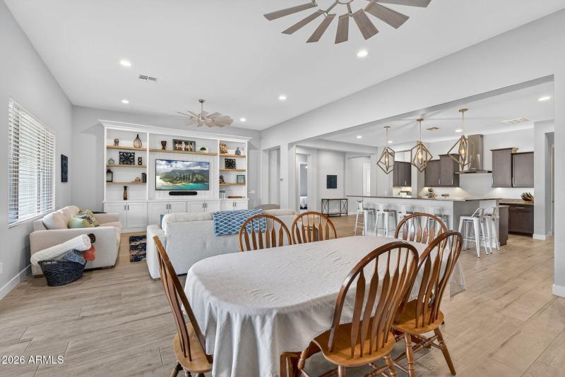 23-web-or-mls-43S 229th Way