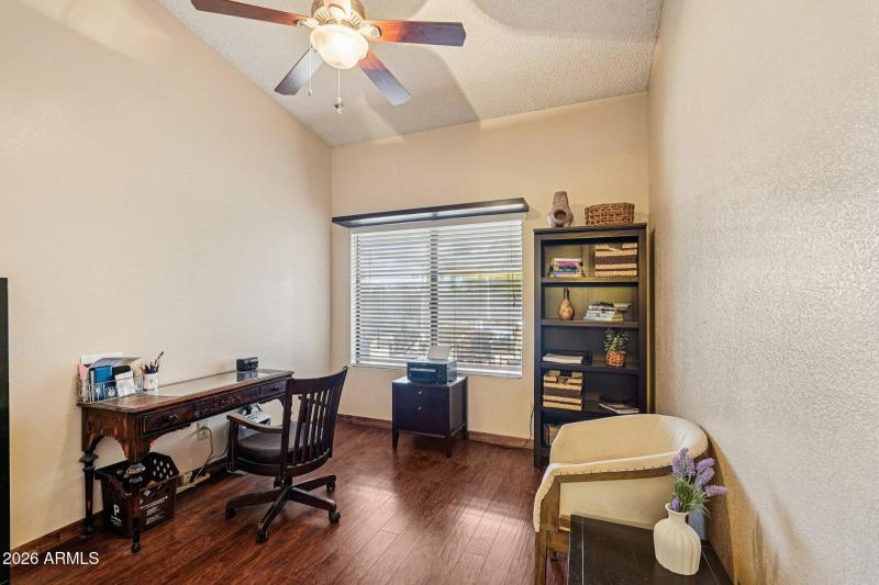 23-web-or-mls-N 83rd Dr-S1802-023