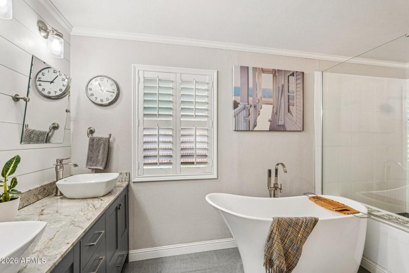 28-web-or-mls-N 83rd Dr-S1802-028