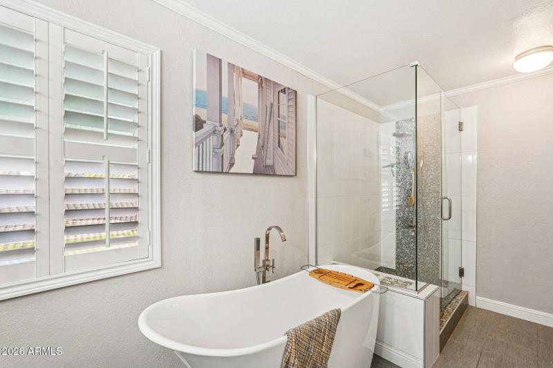 29-web-or-mls-N 83rd Dr-S1802-029