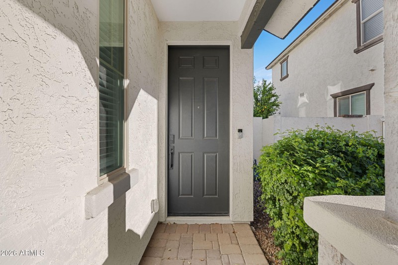 4-web-or-mls-4346-e-palo-verde-st