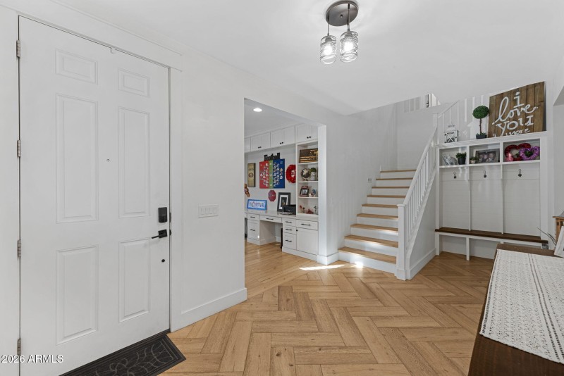 6-web-or-mls-4346-e-palo-verde-st