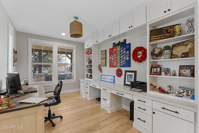 10-web-or-mls-4346-e-palo-verde-st