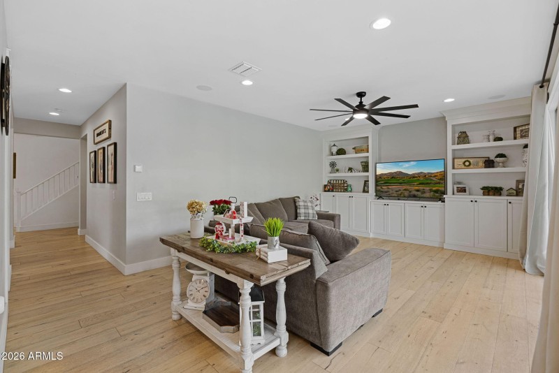 14-web-or-mls-4346-e-palo-verde-st