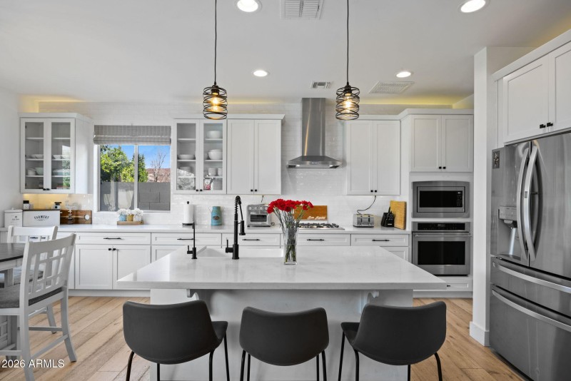 15-web-or-mls-4346-e-palo-verde-st