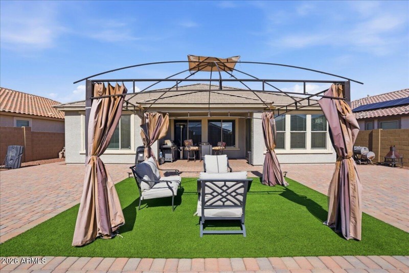 35-19861 W Buchanan_RedHogMedia