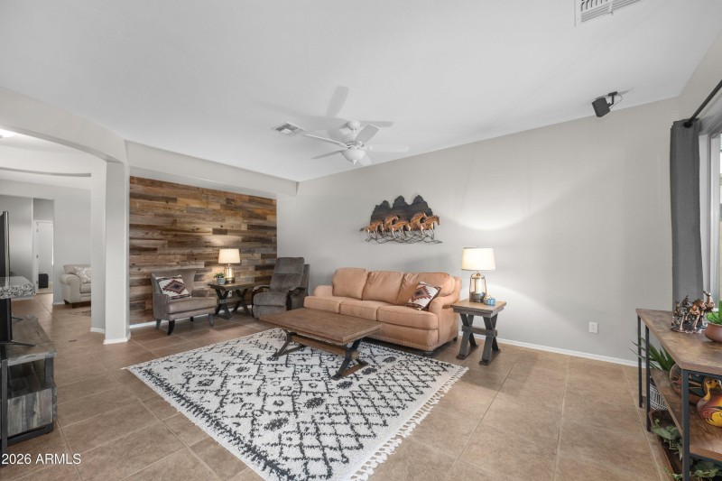 16-10056-E-Prospector-16