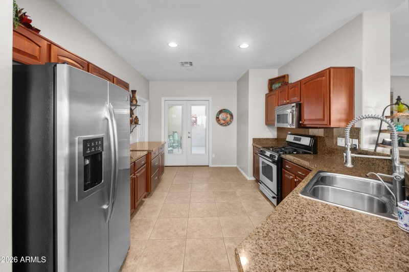 22-10056-E-Prospector-22