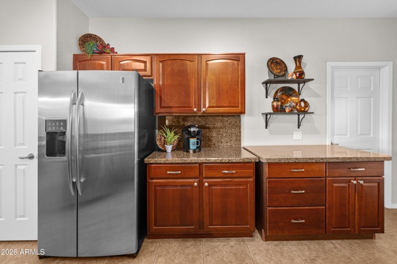 26-10056-E-Prospector-26