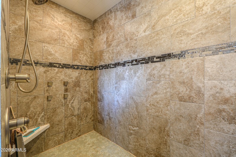 Primary Bathroom (2)