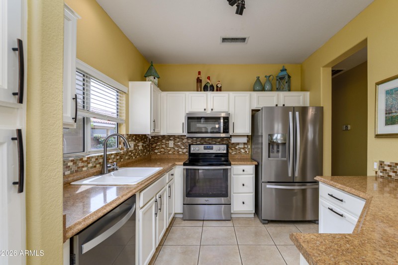 Open Flowing Floor Plan