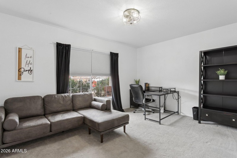 33-web-or-mls-901-w-juanita-ave