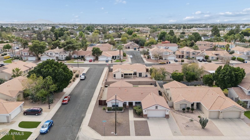 46-web-or-mls-901-w-juanita-ave