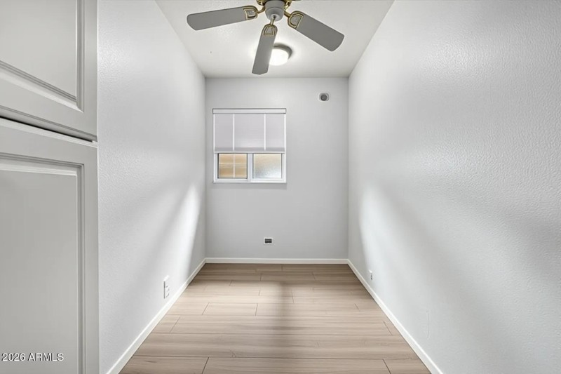 Office/Laundry Room Staged Vacant