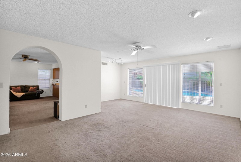 15-web-or-mls-P1514292