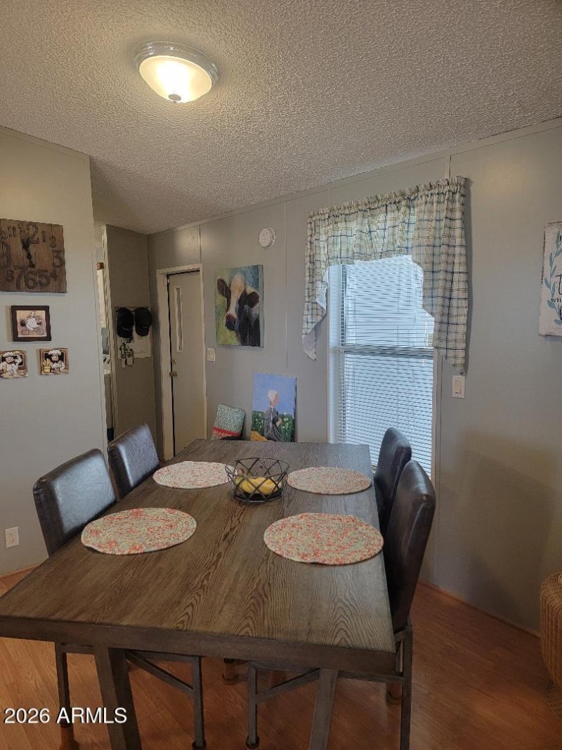 3614 dining area