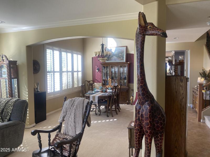 DINING ROOM WITH TWIGA THE GIRAFFE