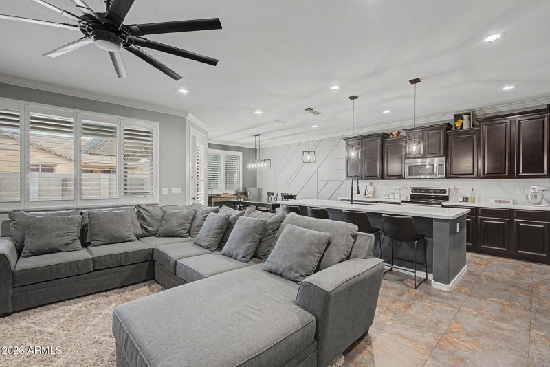 9-web-or-mls-Untitled-09