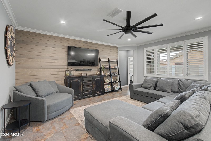 12-web-or-mls-Untitled-12