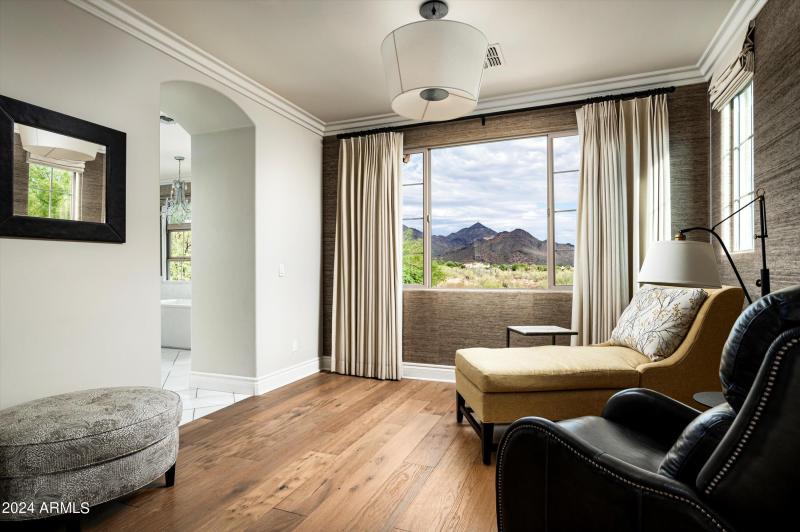 Primary Suite Sitting