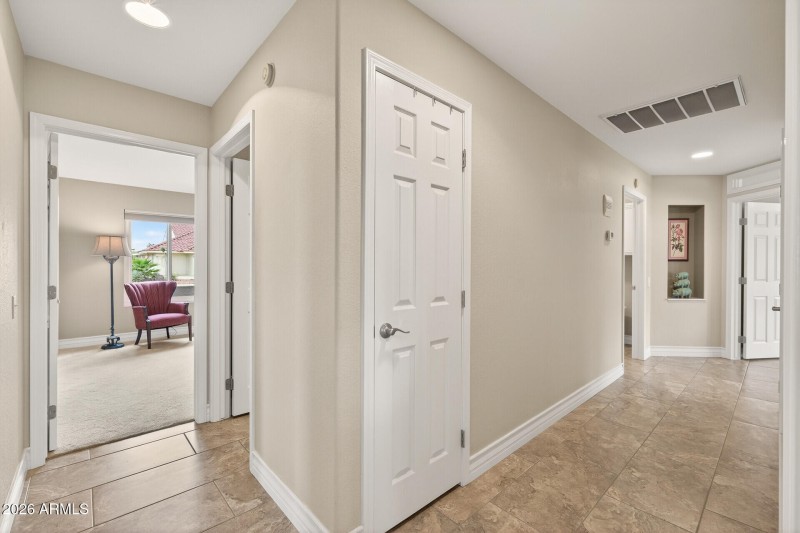 Hall towards Guest Rm and Primary