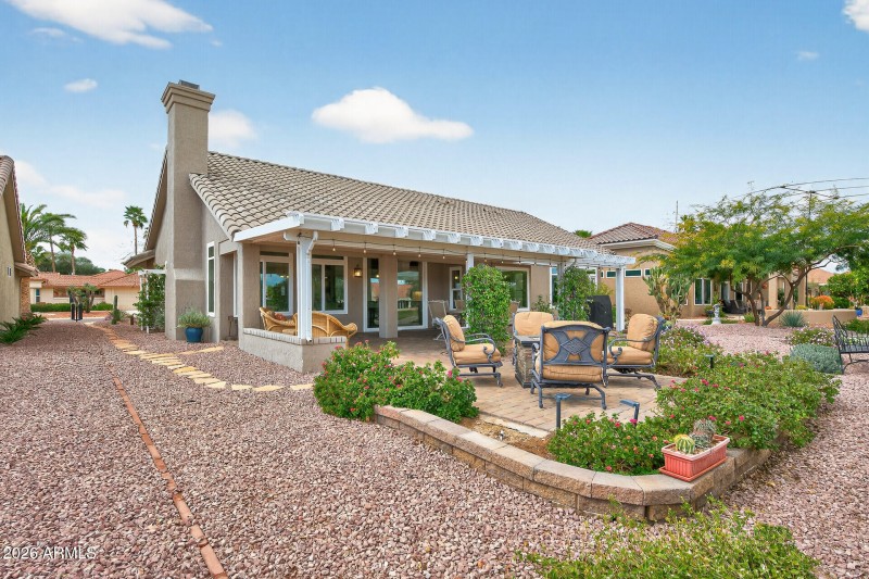 Back yard of GOLF home