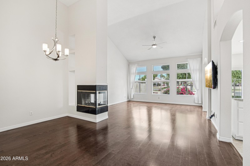 6-print-W Port Royale Ln-S1702-006