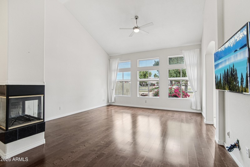 8-print-W Port Royale Ln-S1702-008