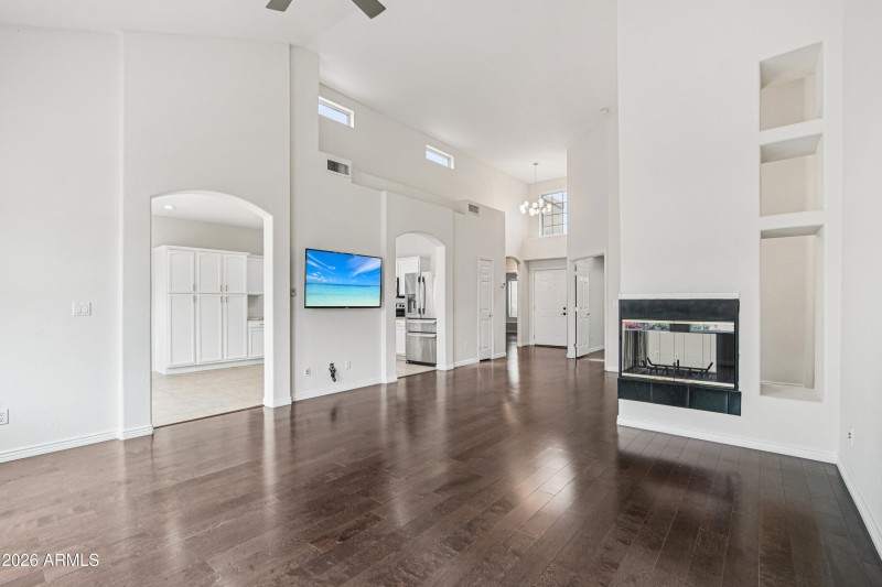 10-print-W Port Royale Ln-S1702-010